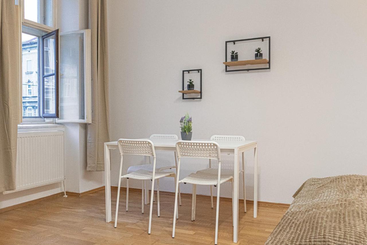 Apartment Pleasing 2br Apt.-perfect For Longstays Wien